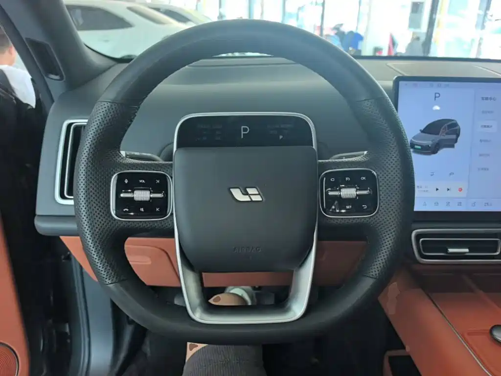 Li Auto Li L8 — миниатюра 11