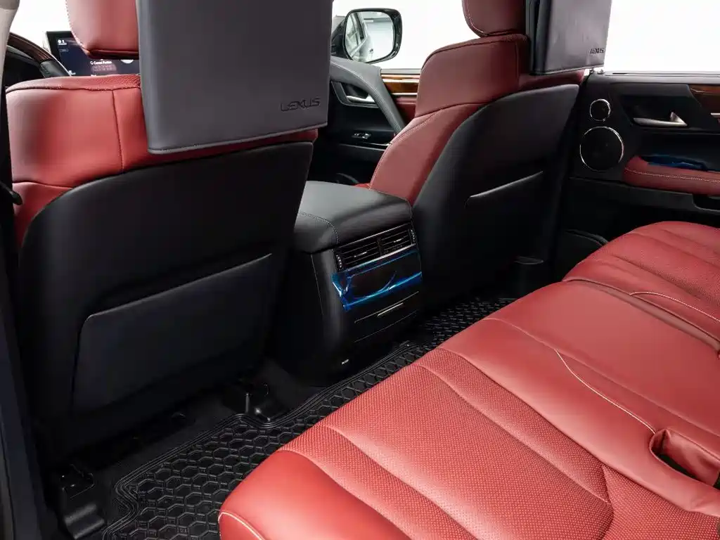 Lexus LX 2025 570