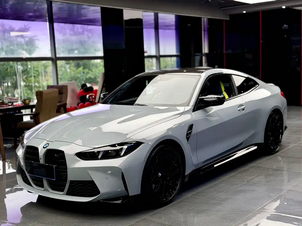 BMW M4