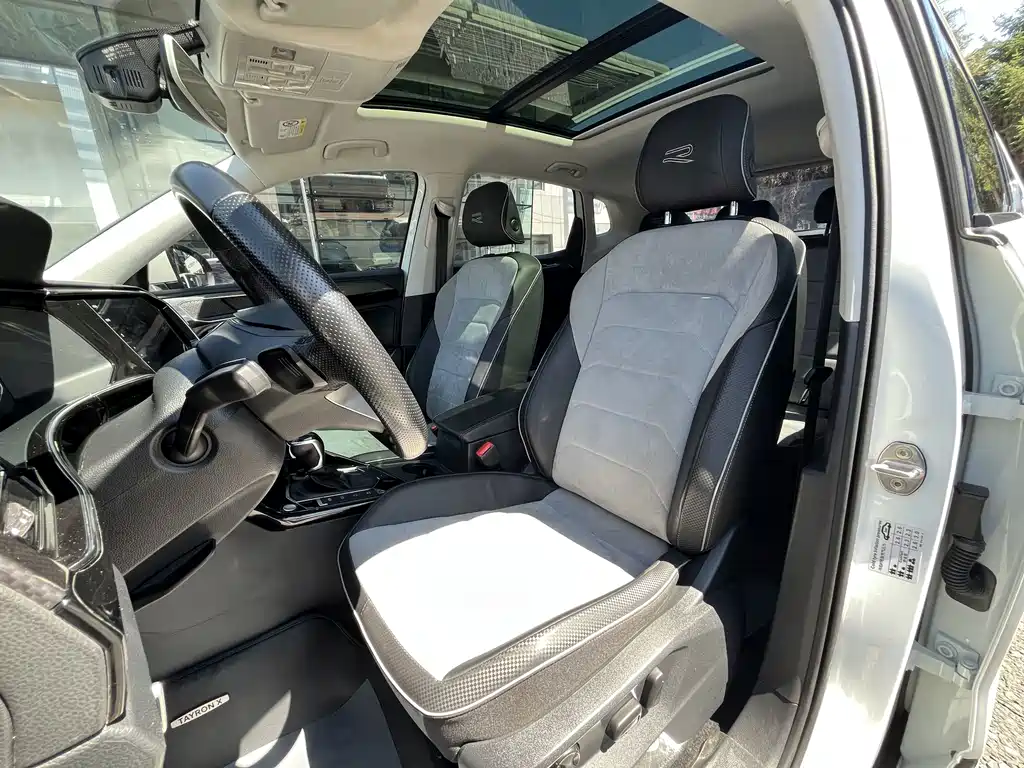 Volkswagen Tayron X 330TSI 2WD Premium Connected Edition, фото 12