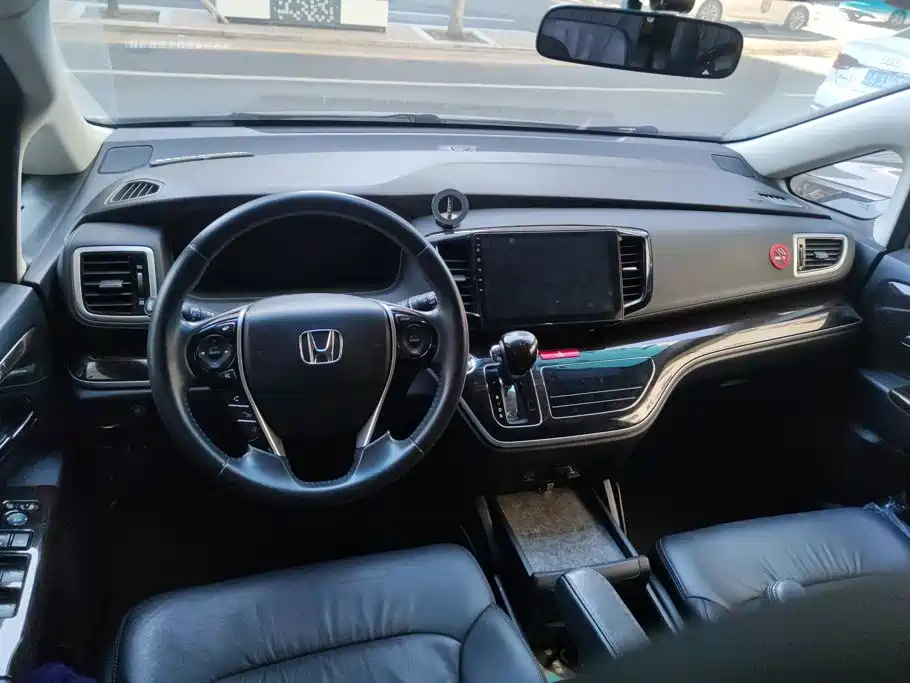 Honda Odyssey — миниатюра 12