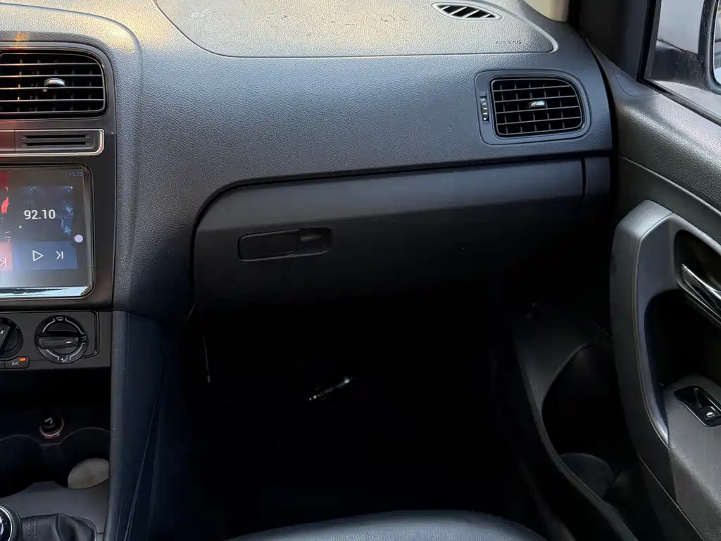 Volkswagen Polo — миниатюра 10