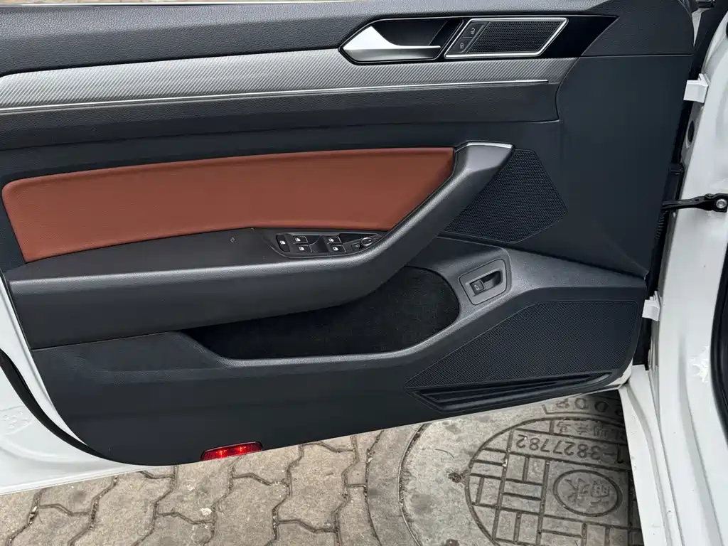 Volkswagen CC — миниатюра 4