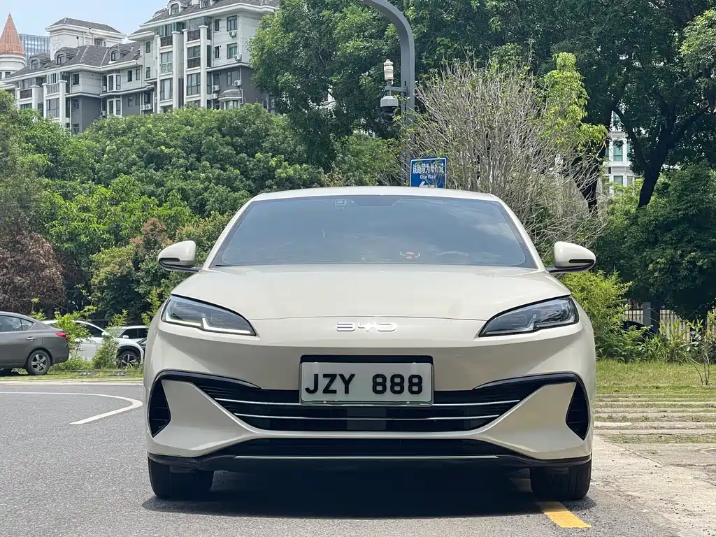BYD Seal 06 06 2024 DM-i 80KM Luxury