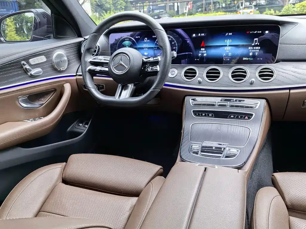 Mercedes-Benz E-Class New Energy — миниатюра 11