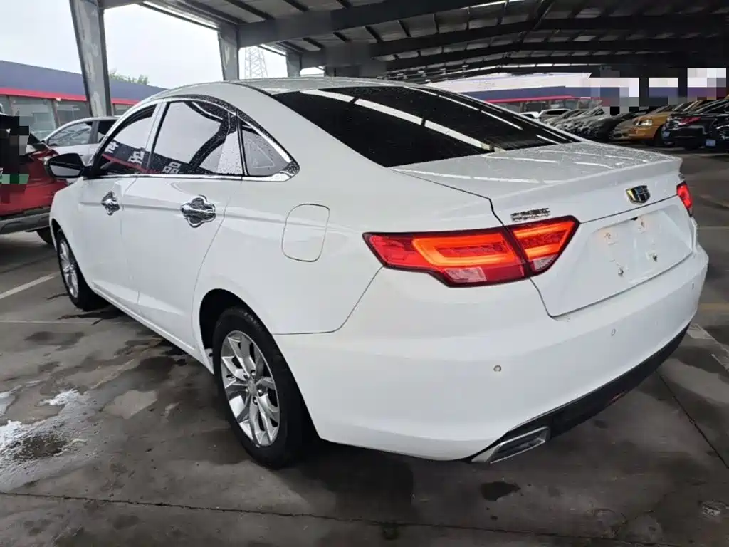 Geely Emgrand GL — миниатюра 5