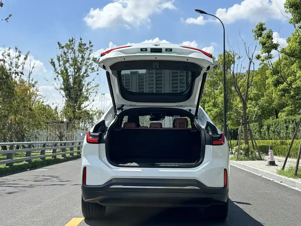 NIO EC6 — миниатюра 4