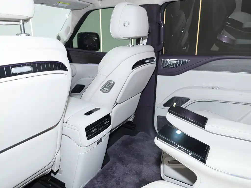 Yangwang Yangwang U8 L — миниатюра 15