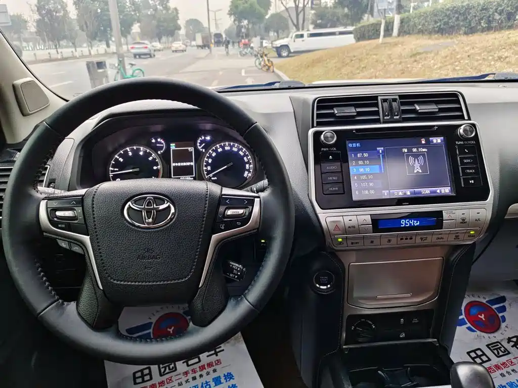 Toyota Prado — миниатюра 13