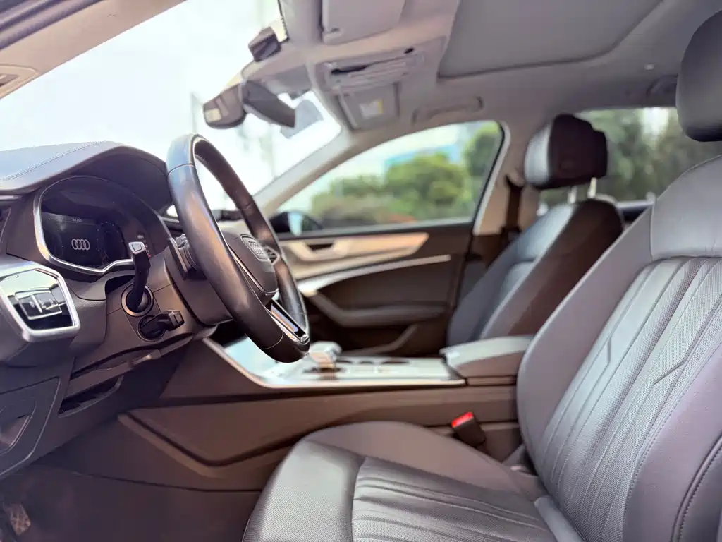Audi A6 2023 allroad quattro 55 TFSI