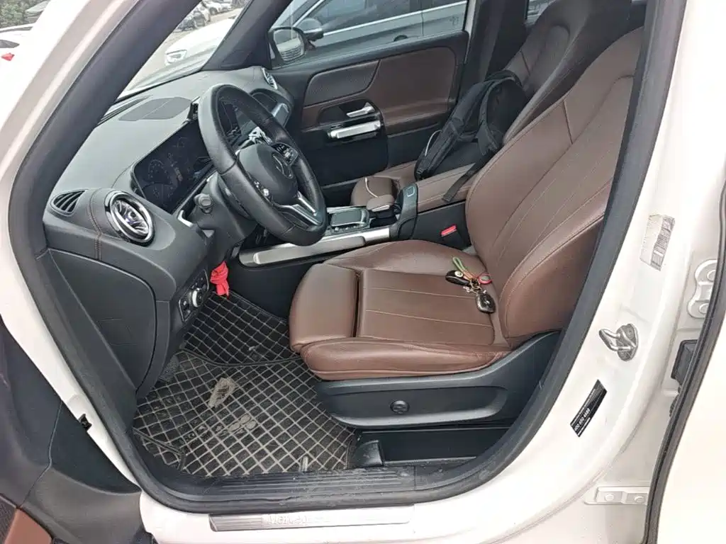 Mercedes-Benz GLB — миниатюра 15