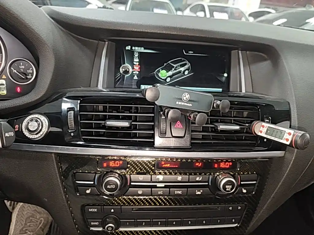 BMW X3 (Import) — миниатюра 13