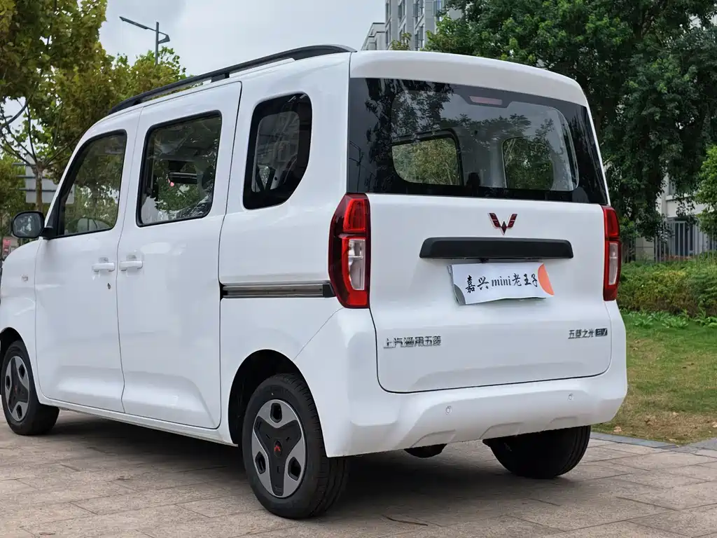 Wuling Zhiguang EV — миниатюра 4