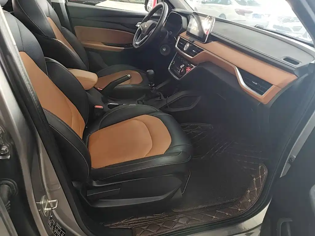 Wuling Hongguang S3 — миниатюра 25