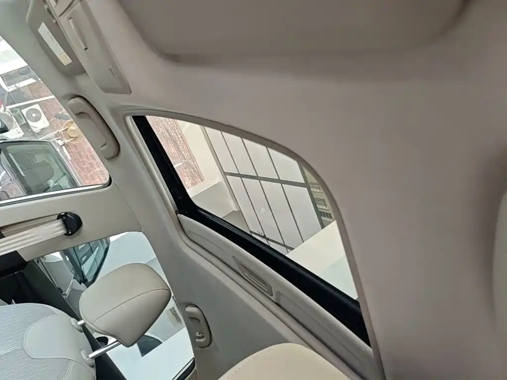 Buick Excelle — миниатюра 18