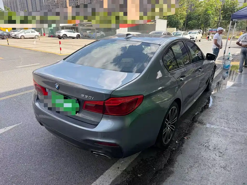 BMW 5 Series (Import) — миниатюра 5