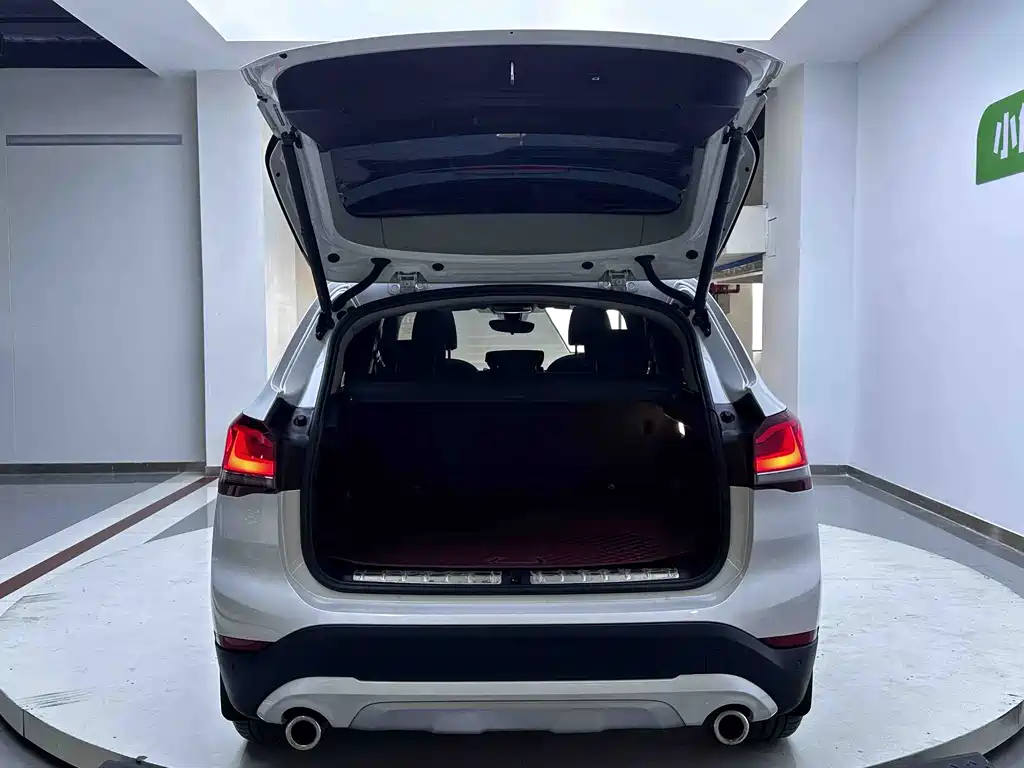 BMW X1 — миниатюра 20