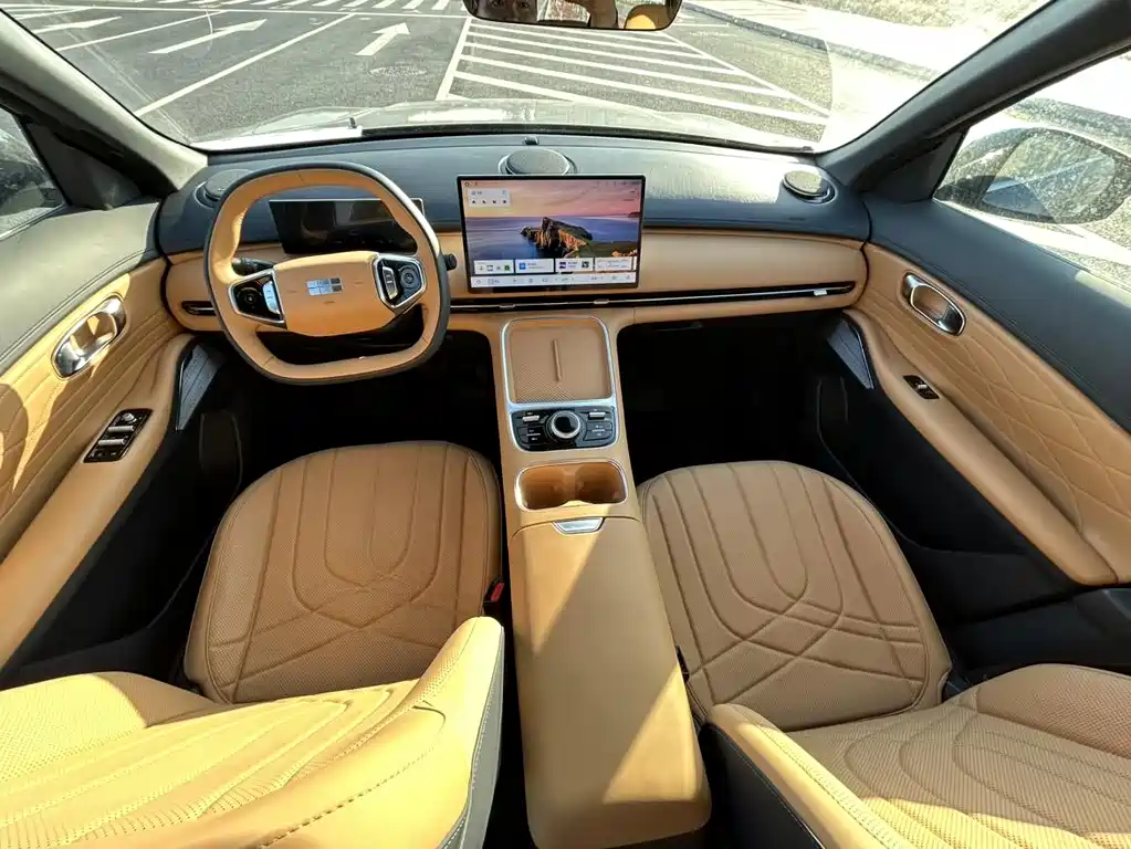 GEELY GALAXY GALAXY STARSHIP 7 EM I