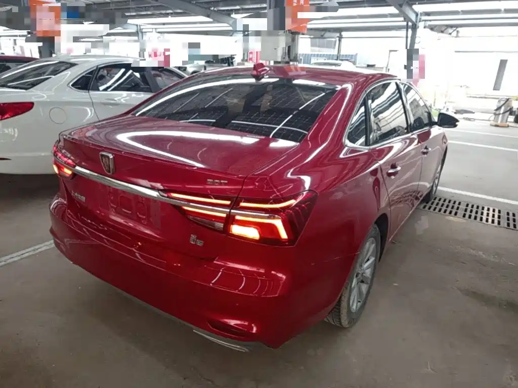 Roewe i6 Classic — миниатюра 7