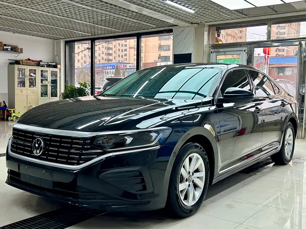 Volkswagen Passat 2023