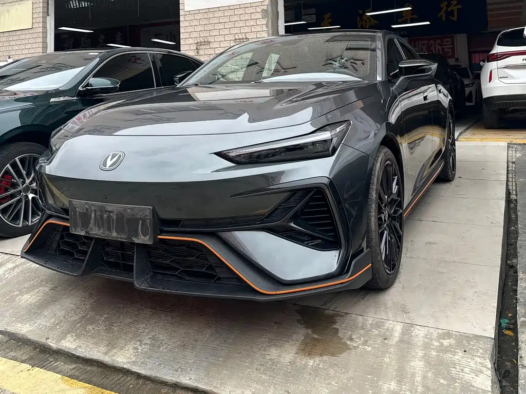 Changan UNI-V — миниатюра 3