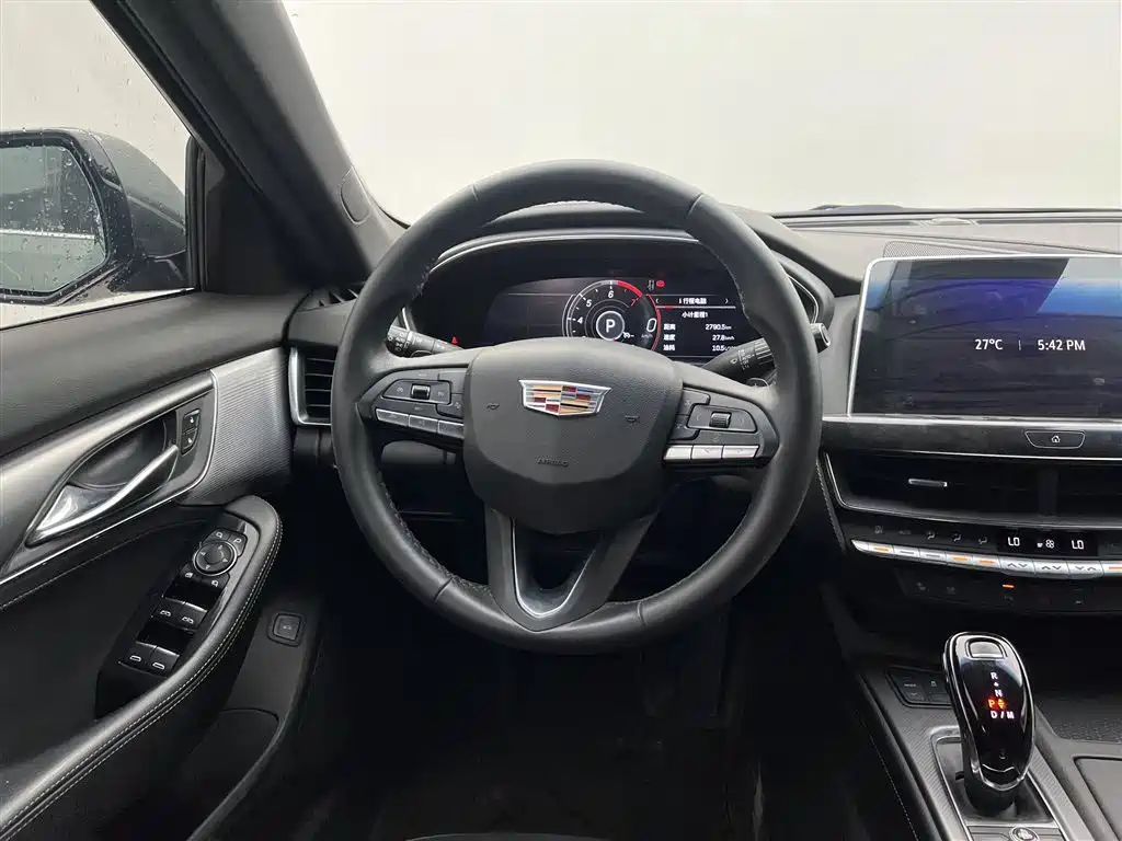 Cadillac CT5 2023 28T Luxury （ Standard ）