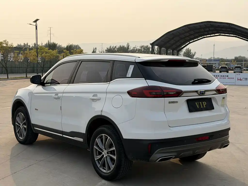 Geely Boyue — миниатюра 8