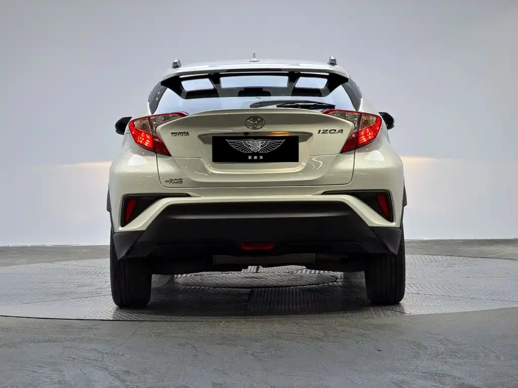 Toyota IZOA — миниатюра 2
