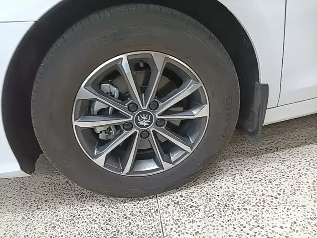 BYD Qin PLUS — миниатюра 23