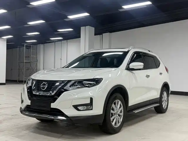 NISSAN QIJUN