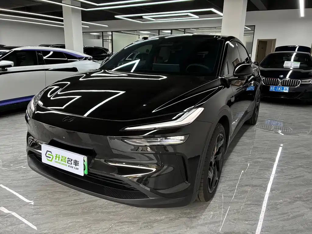 乐道L60 2025款 60kWh 黑骑士特别版