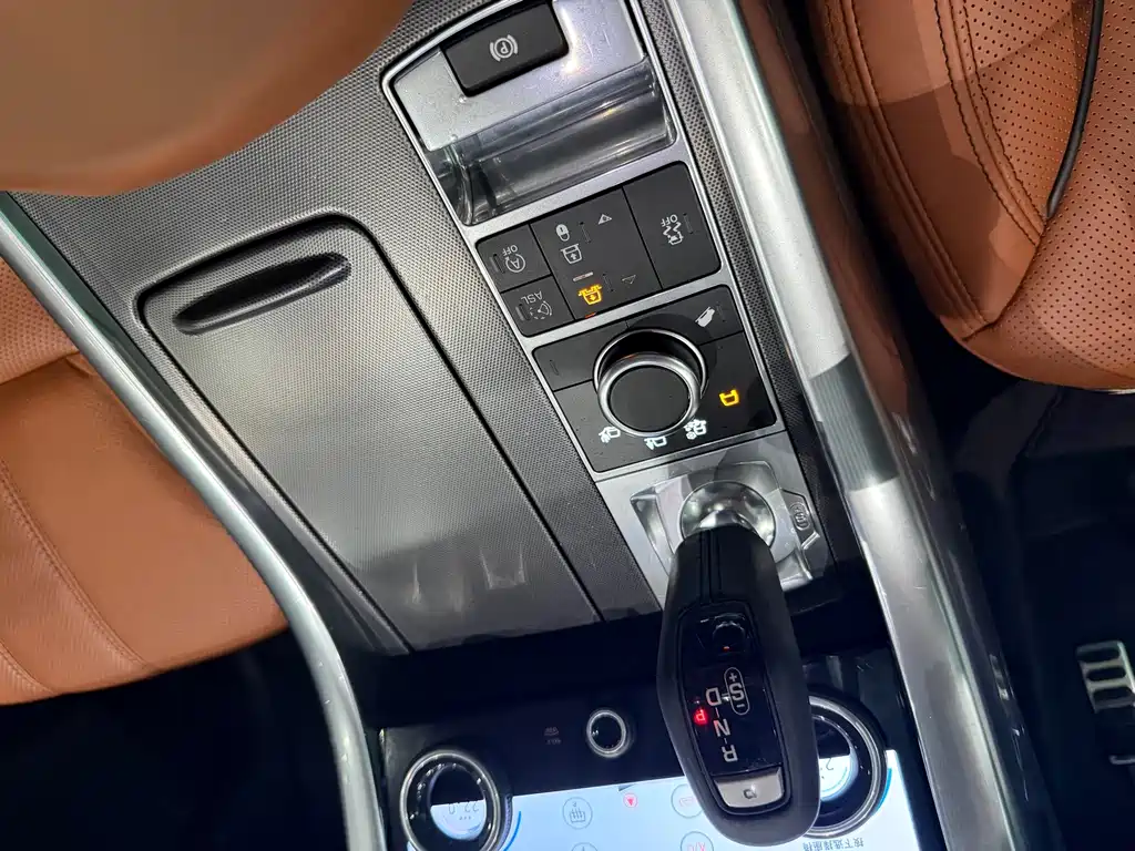Land Rover Sport — миниатюра 12