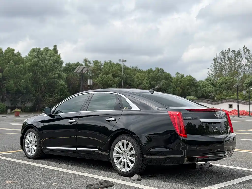 Cadillac XTS — миниатюра 5