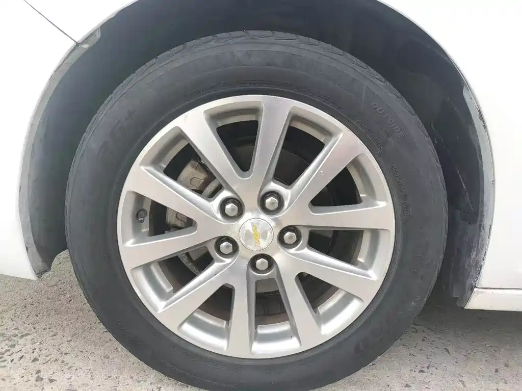 Chevrolet Malibu — миниатюра 17