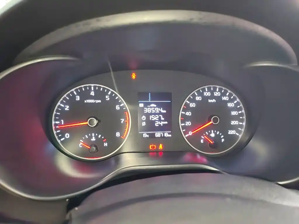 Kia K2 — миниатюра 12