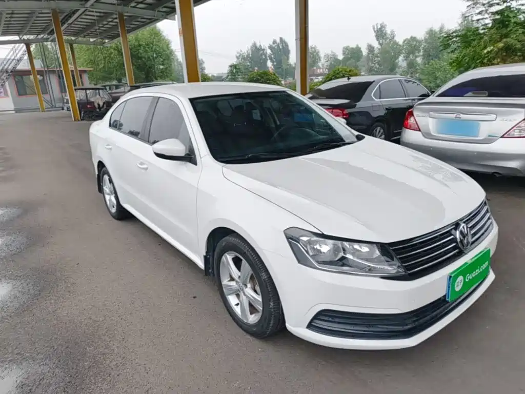 Volkswagen Lavida — миниатюра 4