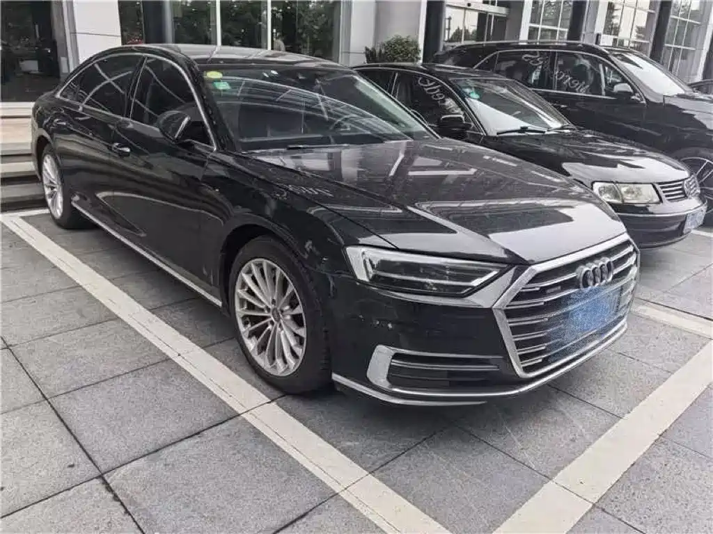 Audi A8 — миниатюра 5