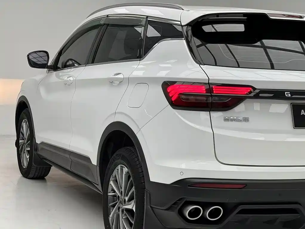 Geely Binyue — миниатюра 7