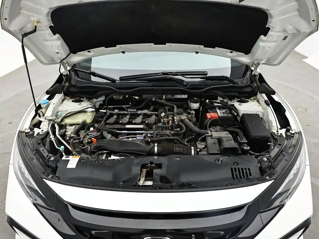 Honda Civic — миниатюра 18