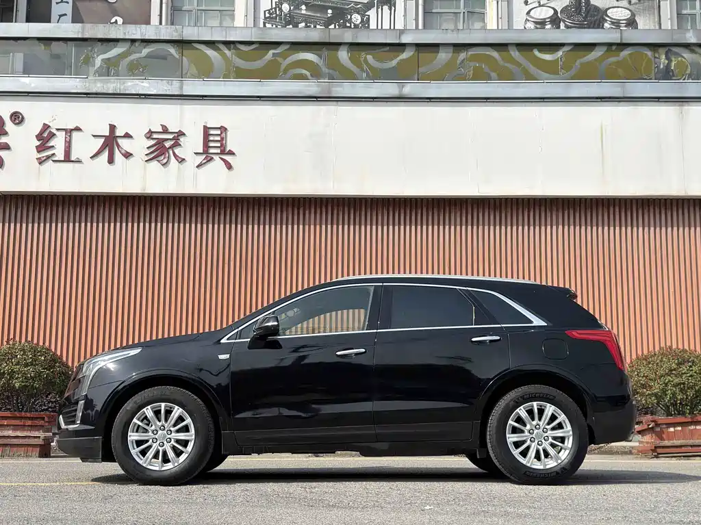 Cadillac XT5 — миниатюра 3
