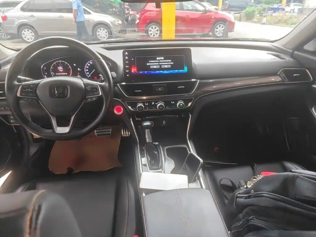 Honda Accord — миниатюра 10