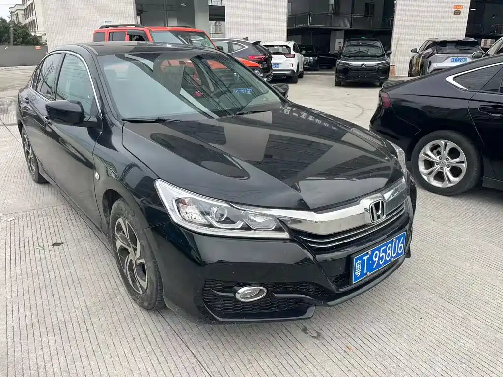 Honda Accord 2016 2.0L Elite