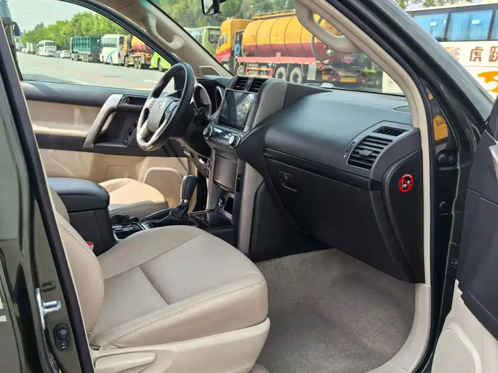 Toyota Prado (Import) — миниатюра 6