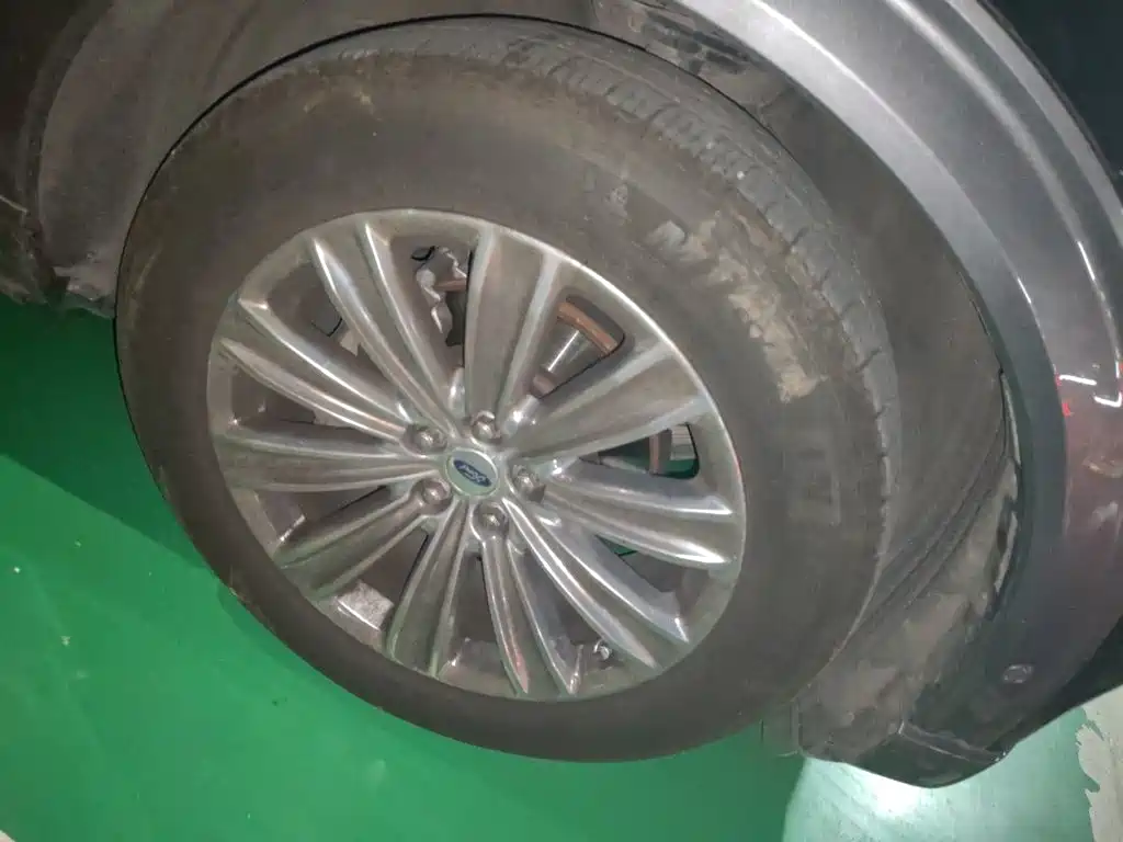 Ford Explorer — миниатюра 24