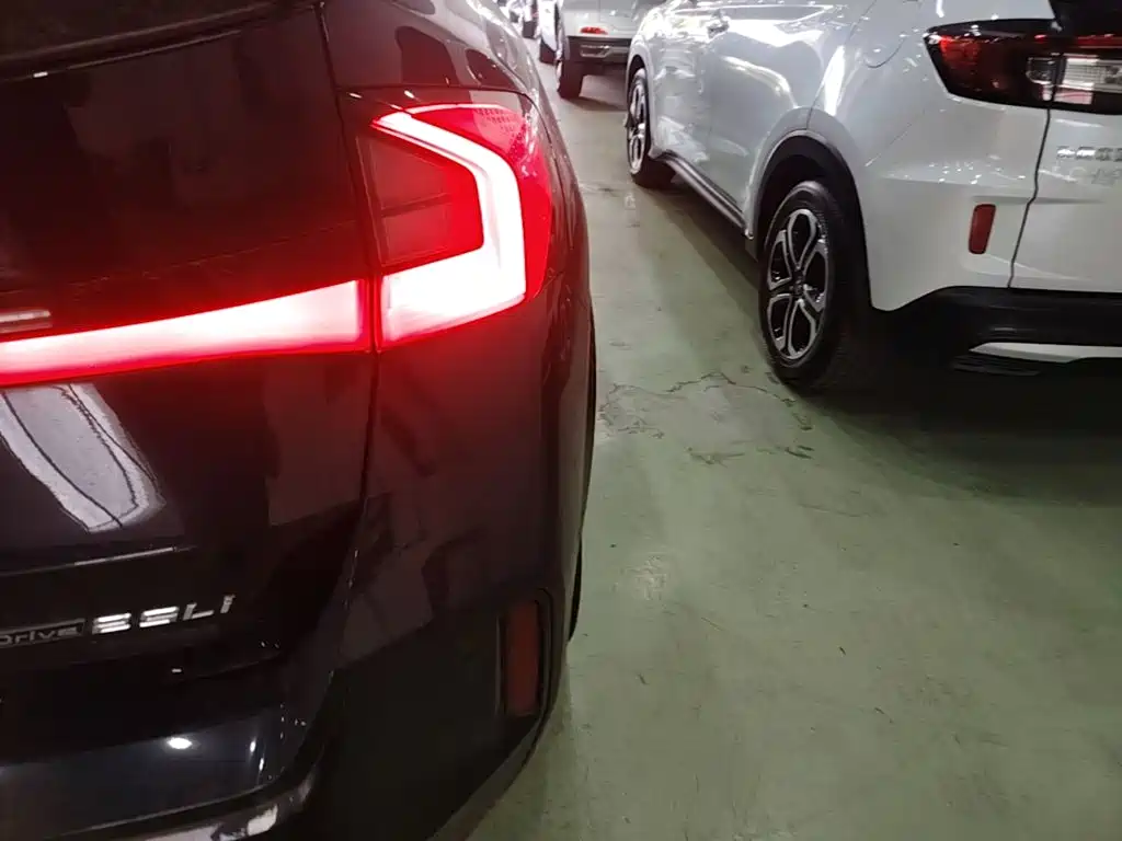 BMW X1 — миниатюра 8