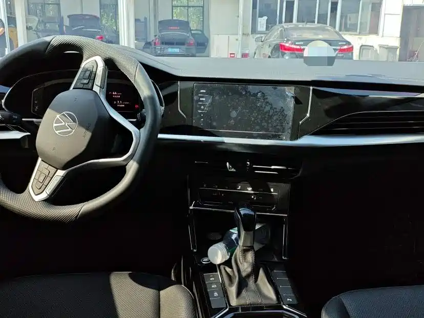 Volkswagen Passat — миниатюра 6