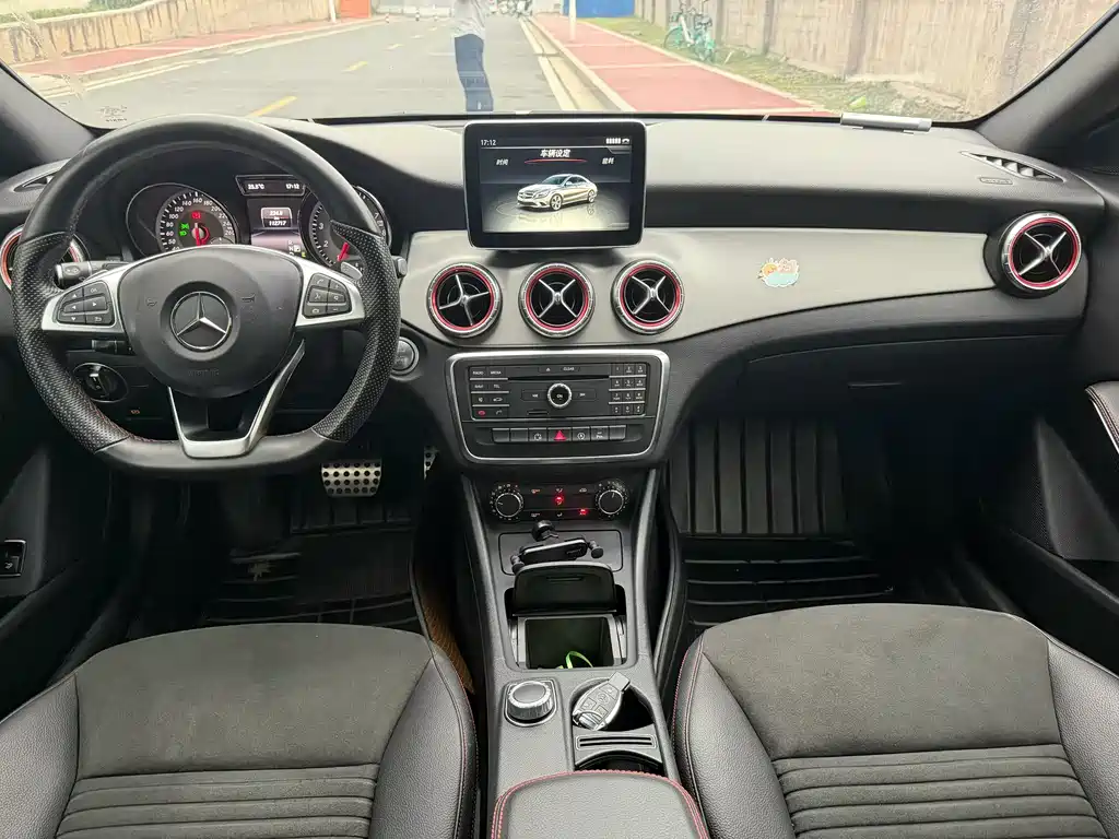 Mercedes-Benz CLA (Import) — миниатюра 5
