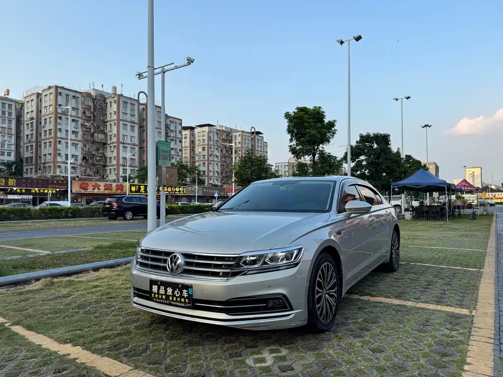 Volkswagen Phideon