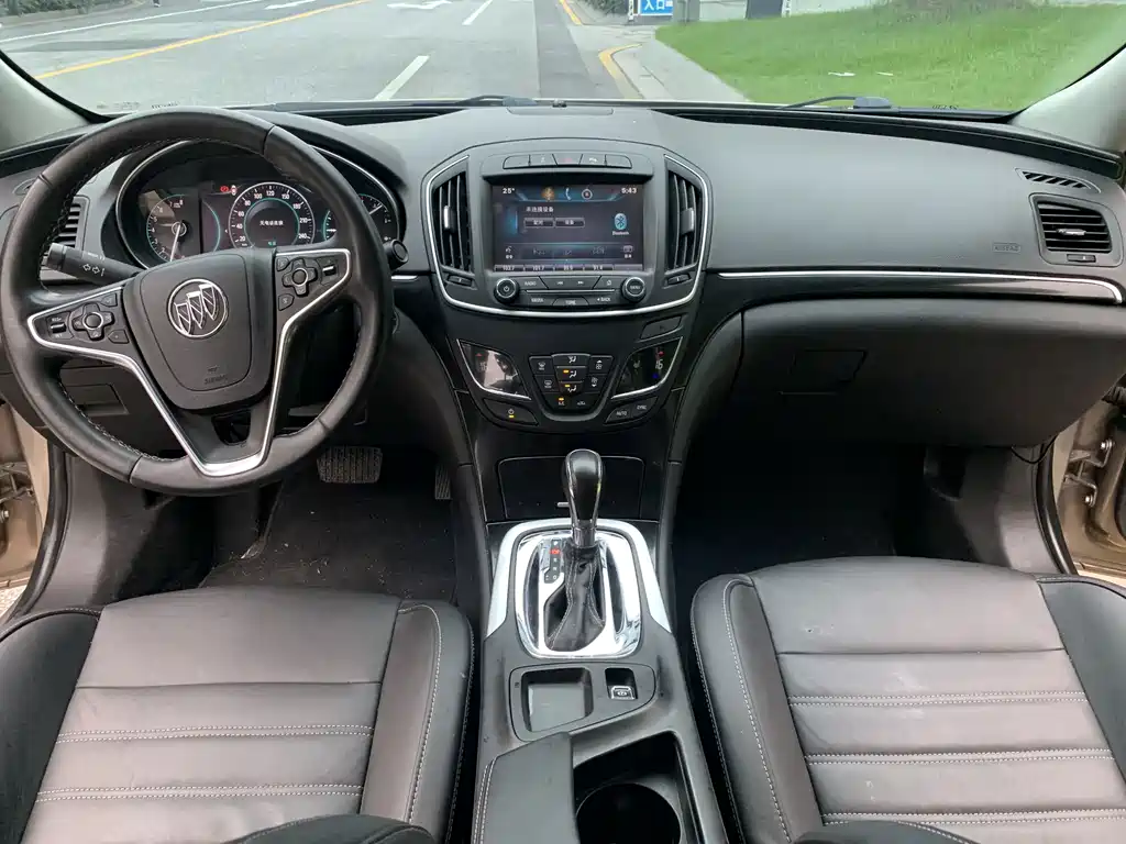 Buick Regal — миниатюра 9