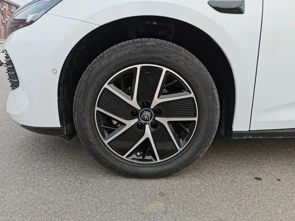 BYD Qin L — миниатюра 23